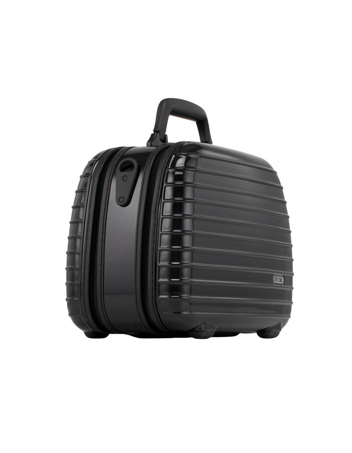 rimowa salsa beauty case