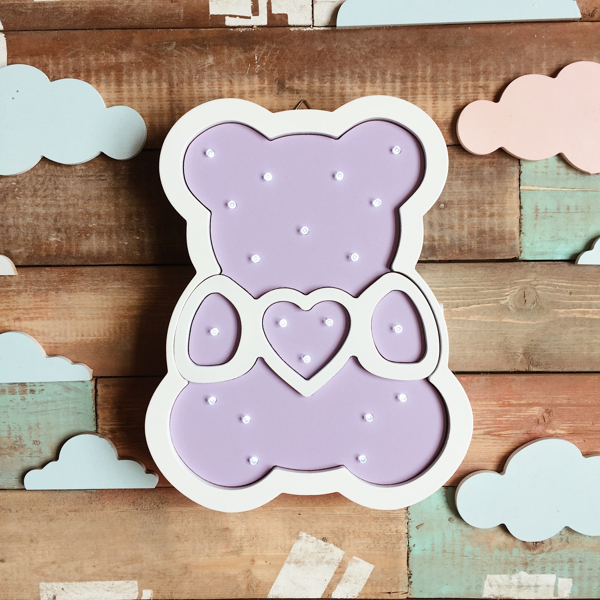 teddy bear nursery decor