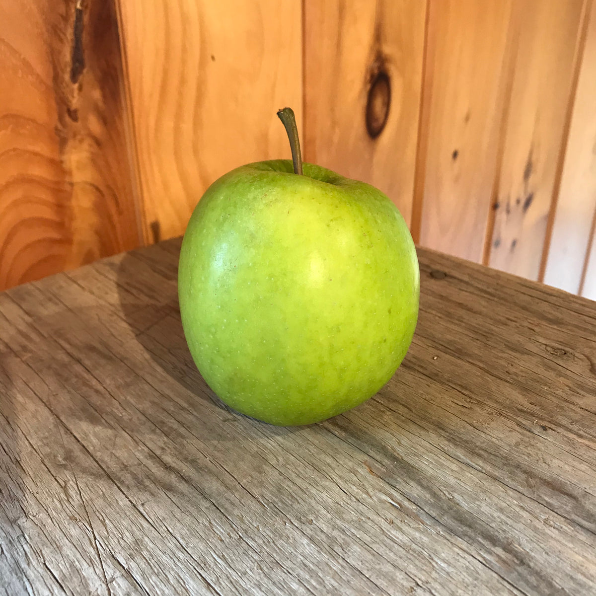 Mutsu Apples – DeVries Fruit Farm