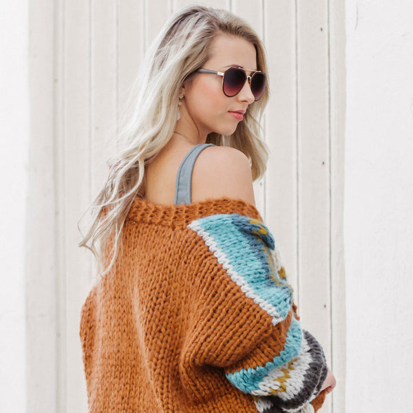 SILOE BOUTIQUE FEATURES HOW TO STYLE AN AUTUMN KNIT CARDIGAN IS FOR A FALL OUTFIT