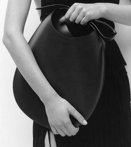 Aesther Ekme Sac Bucket Smooth Leather Shoulder Bag In Black