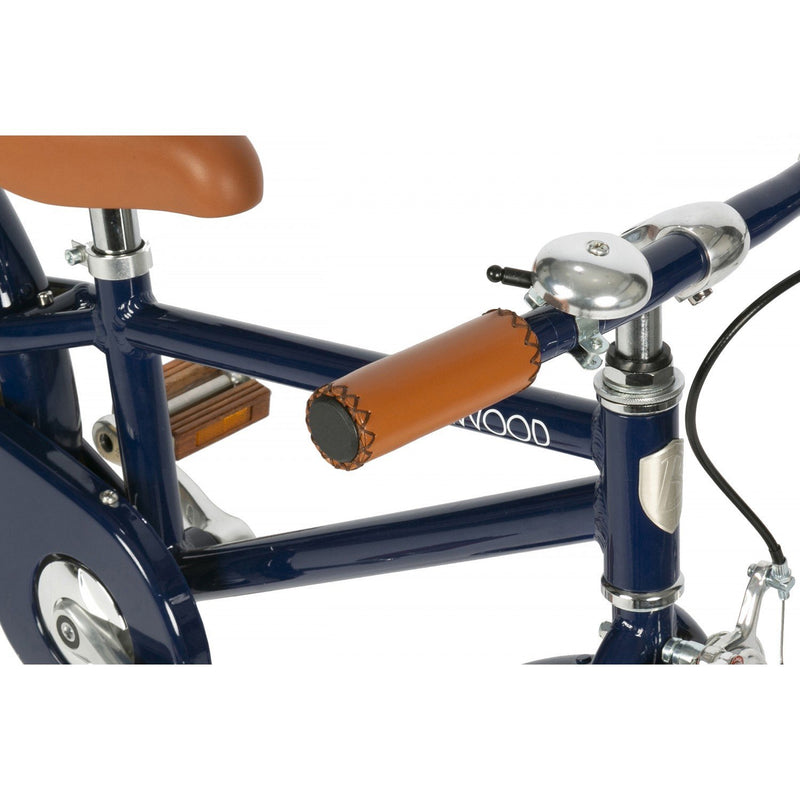 banwood pedal bike