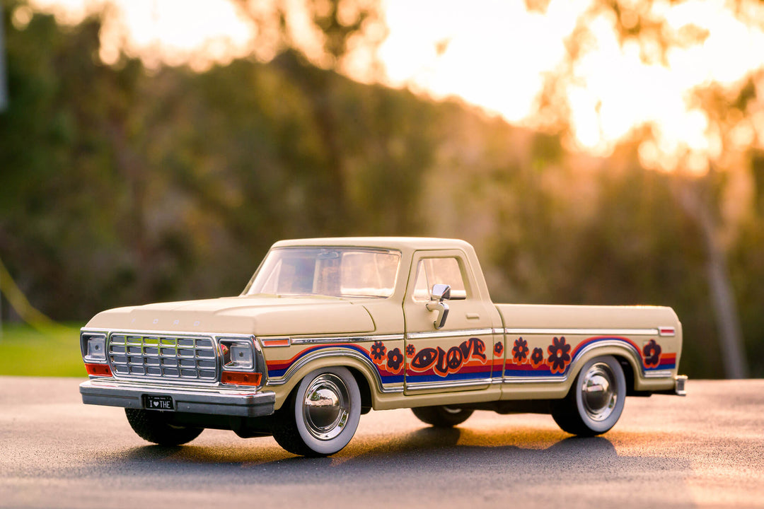 Street Fighter, Guile & 1956 Ford F-100, 1:24 Scale Vehicle & 2.75 Fi –  Jada Toys