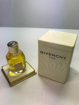 Le de Givenchy pure parfum 7,5 ml. Rare, vintage 1960s. Sealed – My old  perfume