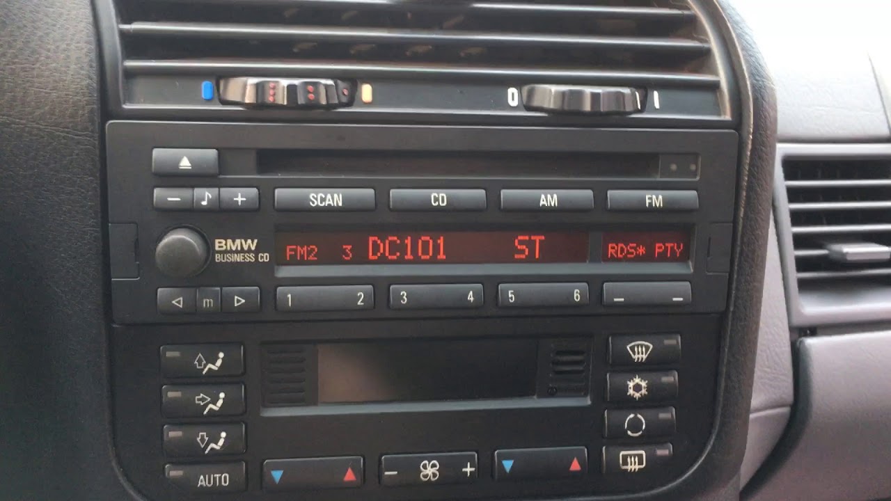 BMW BUSINESS CD PLAYER AM FM CD43 RADIO STEREO E31 E34 E36