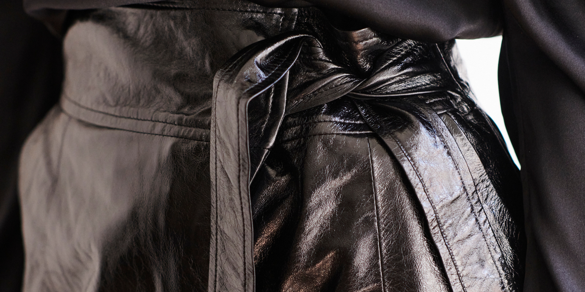 Patent leather black lacquer skiim paris women fashion trouser 