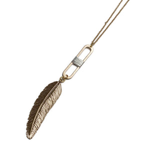 MATTE TWO TONE FEATHER PENDANT NECKLACE