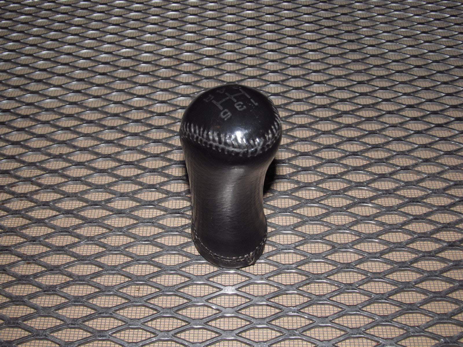 90-96 Nissan 300zx OEM Manual Shift Knob - M/T – Autopartone.com