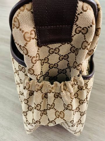 gucci fly bag