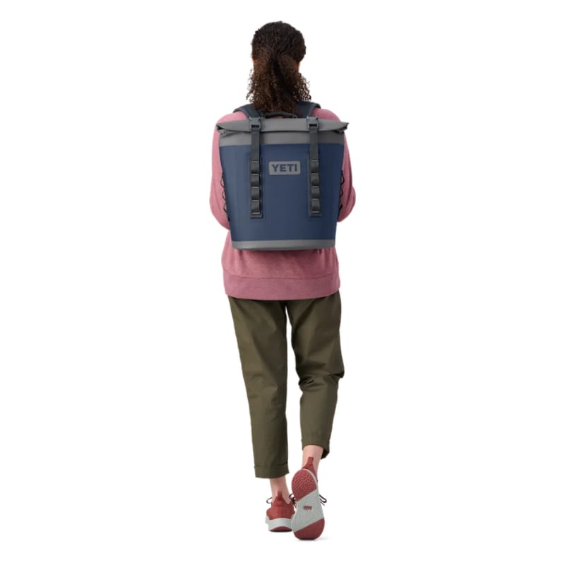 https://cdn.shopify.com/s/files/1/0367/0772/9547/files/yeti-hopper-m12-soft-backpack-cooler-21-general-access-coolers-453.jpg