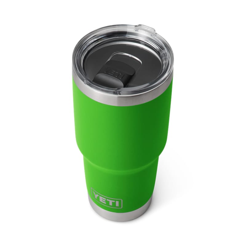 https://cdn.shopify.com/s/files/1/0367/0772/9547/products/W-220111_2H23_Color_Launch_site_studio_Drinkware_Rambler_30oz_Tumbler_Canopy_Green_3qtr_4348_Layers_F_Primary_B_2400x2400_fd486604-912b-45c5-80b8-e68da401fe2a.jpg?v=1679070953