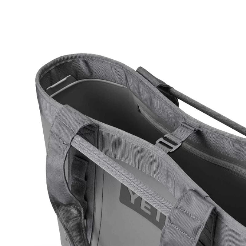 https://cdn.shopify.com/s/files/1/0367/0772/9547/products/yeti-camino-carryall-35-2-0-21-general-access-coolers-314.jpg