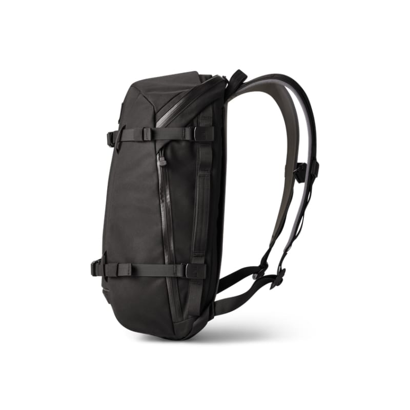 The Yeti Crossroads 22L Backpack - The Gear Bunker