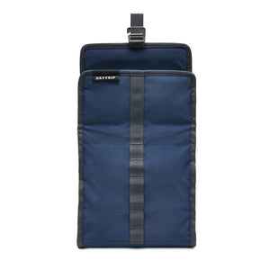 https://cdn.shopify.com/s/files/1/0367/0772/9547/products/yeti-daytrip-lunch-bag-21-general-access-coolers-434_300x.jpg