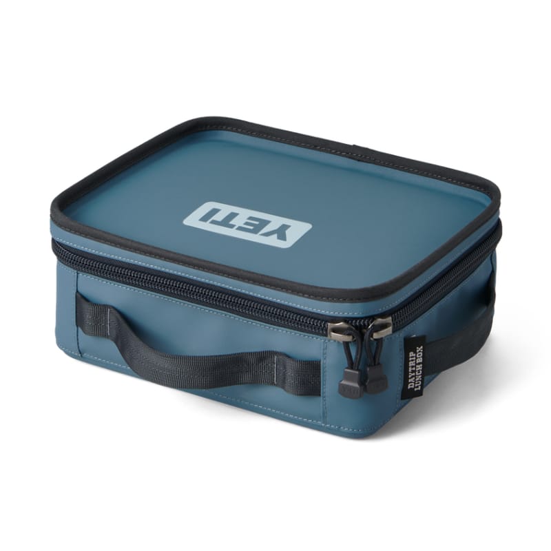 https://cdn.shopify.com/s/files/1/0367/0772/9547/products/yeti-daytrip-lunch-box-21-general-access-coolers-201.jpg