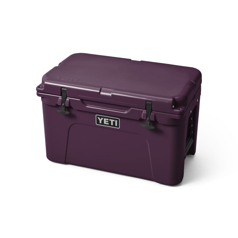 https://cdn.shopify.com/s/files/1/0367/0772/9547/products/yeti-tundra-45-21-general-access-coolers-822.jpg
