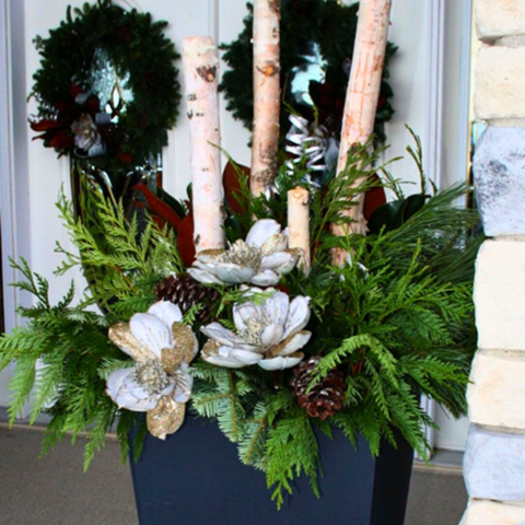 Georgina Garden Centre-Keswick-Ontario-DIY Christmas Planters-front door planter