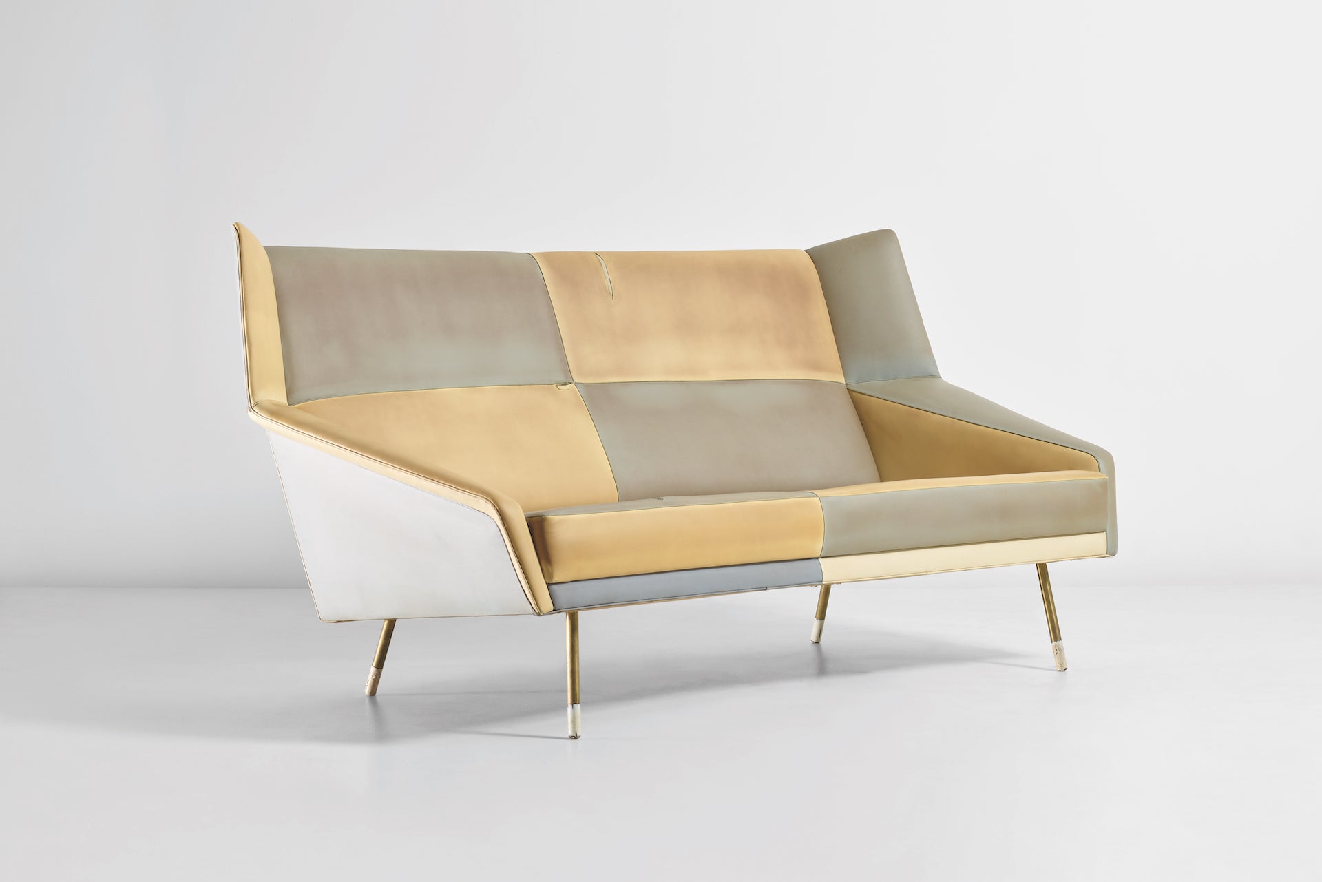 Prototype Mariposa Sofa by Gio Ponti, designed for the XI Milan Triennale, c. 1957. Sold for £252,000 at Phillips London 12 November 2020. Photo © Phillips