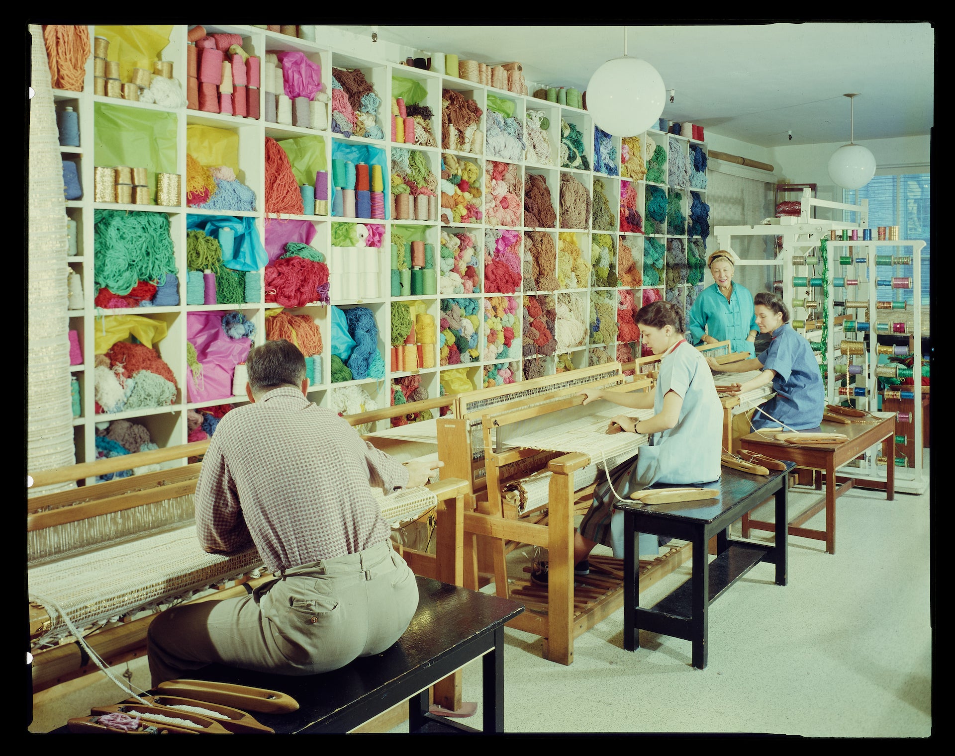 Dorothy Liebes Studio, New York City, ca. 1957. Photo © Dorothy Liebes Papers, Archives of American Art, Smithsonian Institution