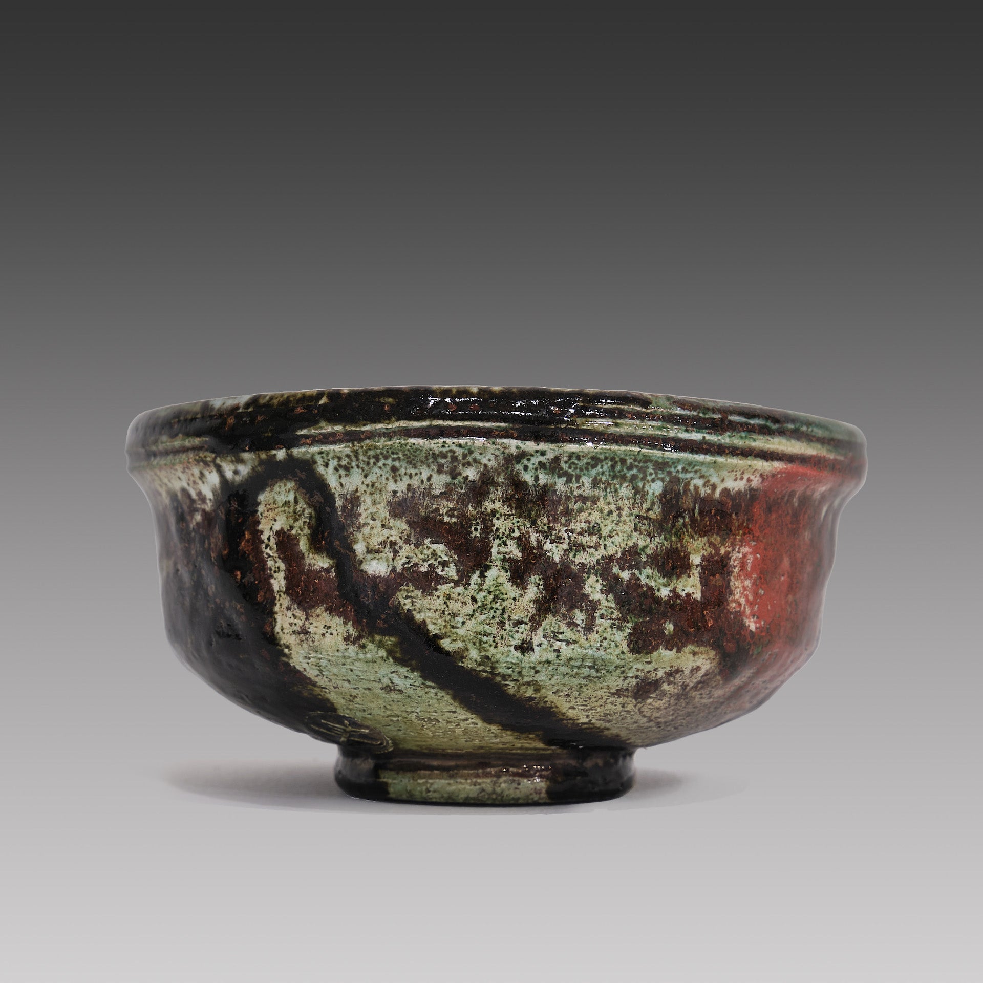 Black Tea Bowl with Copper Glaze, (2014) by Ōhi Toshio Chōzaemon XI. Photo © Onishi Gallery