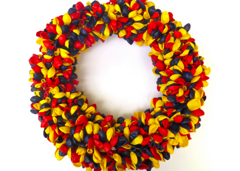 DIY Balloon Wreath