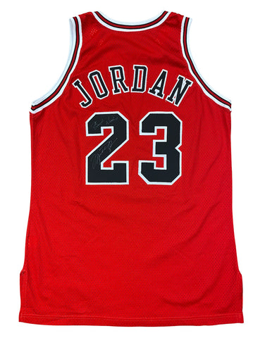 Michael Jordan game worn jersey to sell for $1,000,000