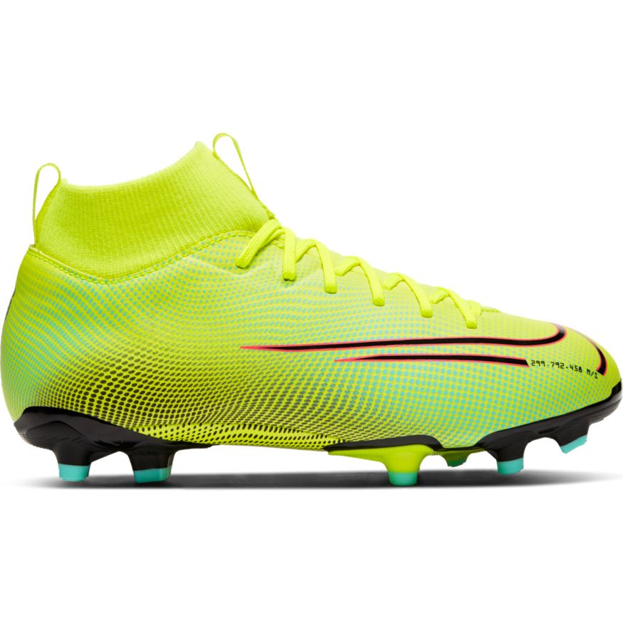 Nike Mercurial Superfly 7 Academy IC Fußballschuh.