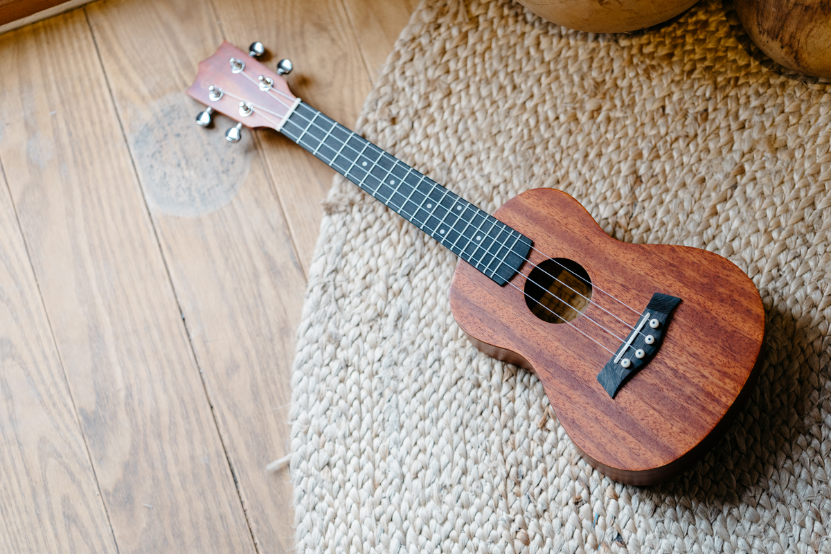 The Ultimate Guide of Strumming a Ukulele the Correct Way Ukutune