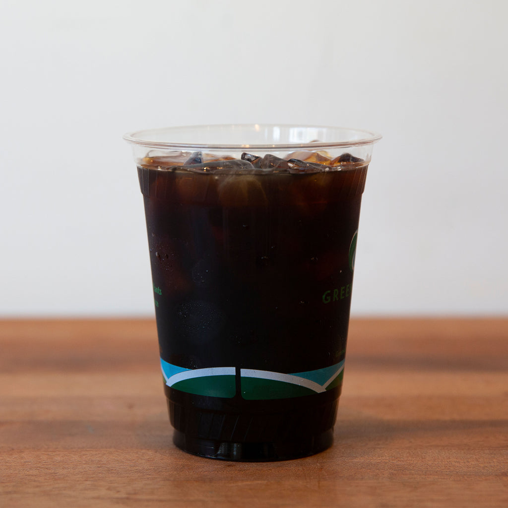 This cup turns hot coffee into iced coffee fast — but without the ice