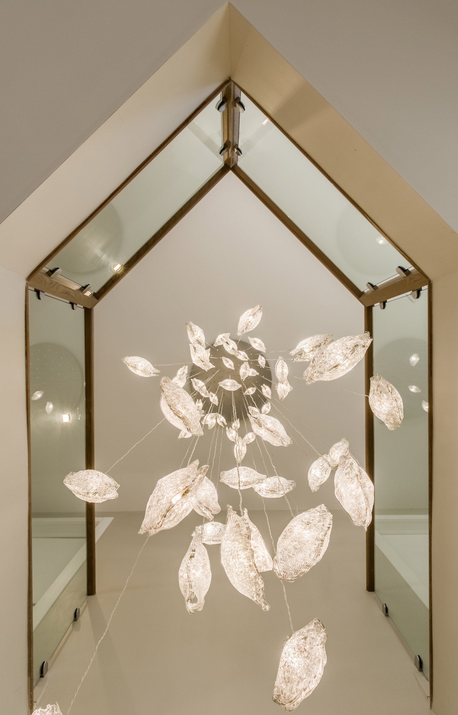 Customisable Glass Blown Crystal Shell Multi-Pendant Lighting