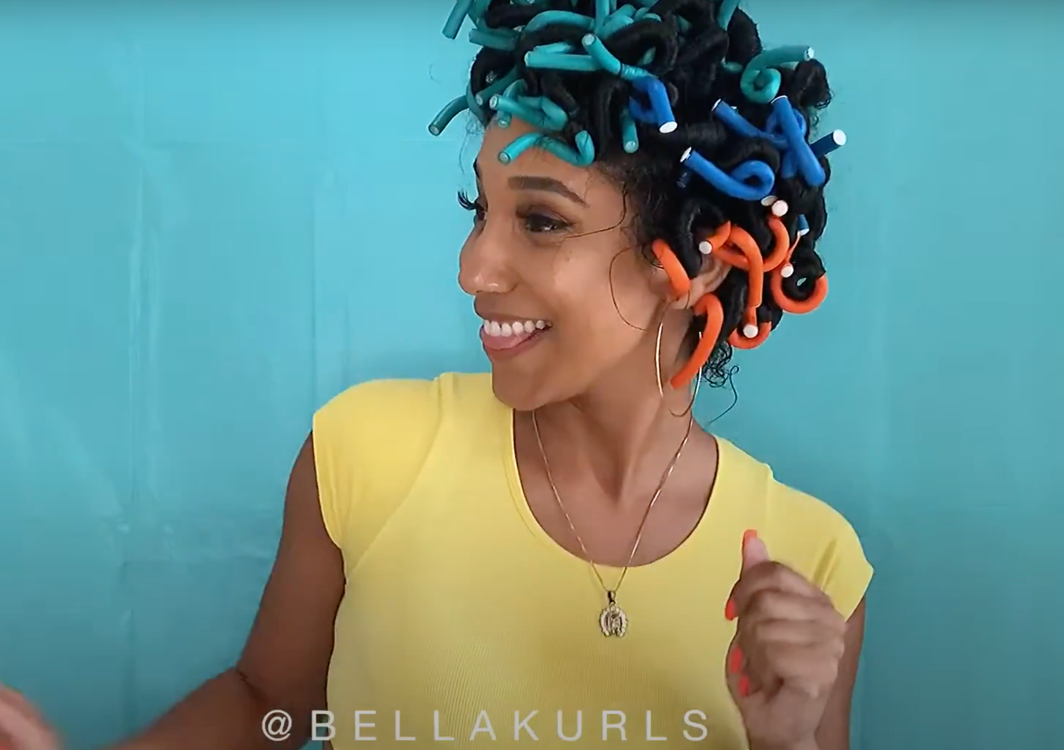 how-to-use-flexi-rods-on-curly-hair-bellakurls-clipin-curly-hair-extensions-lynnettejoselly