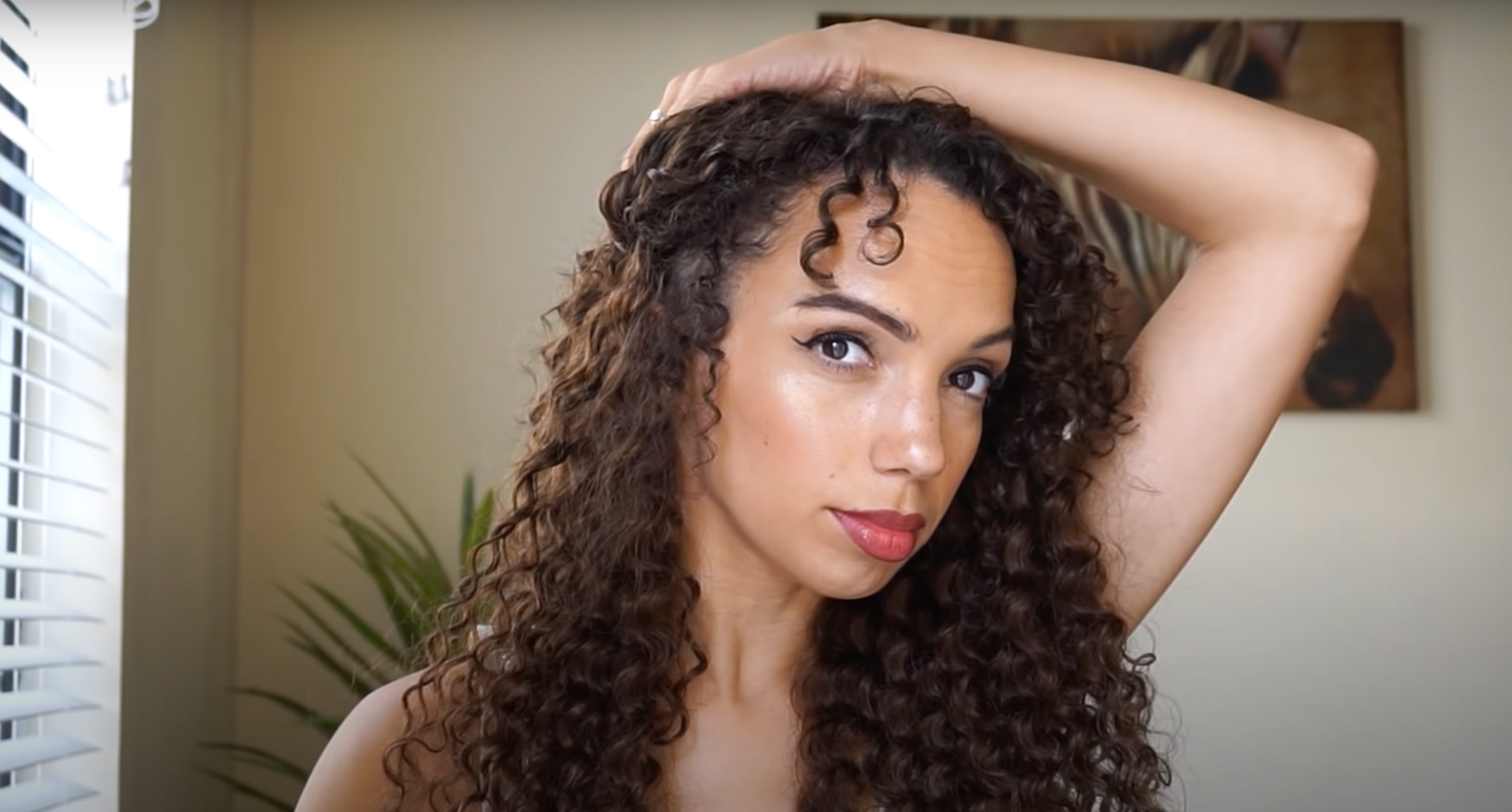 How To Freshen Curly Hair - Tips for Bouncy Curls | Teen Vogue