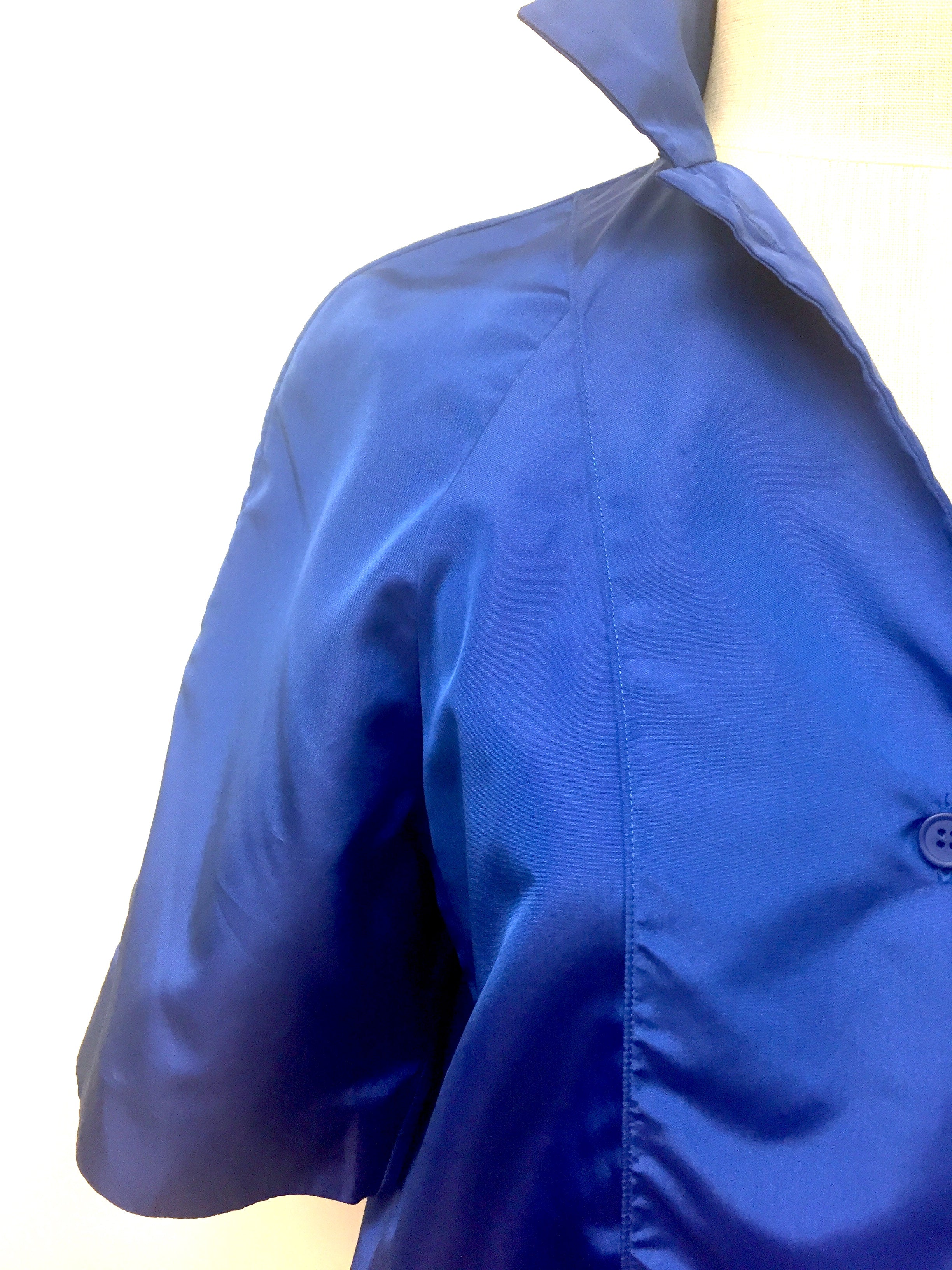 royal blue short jacket