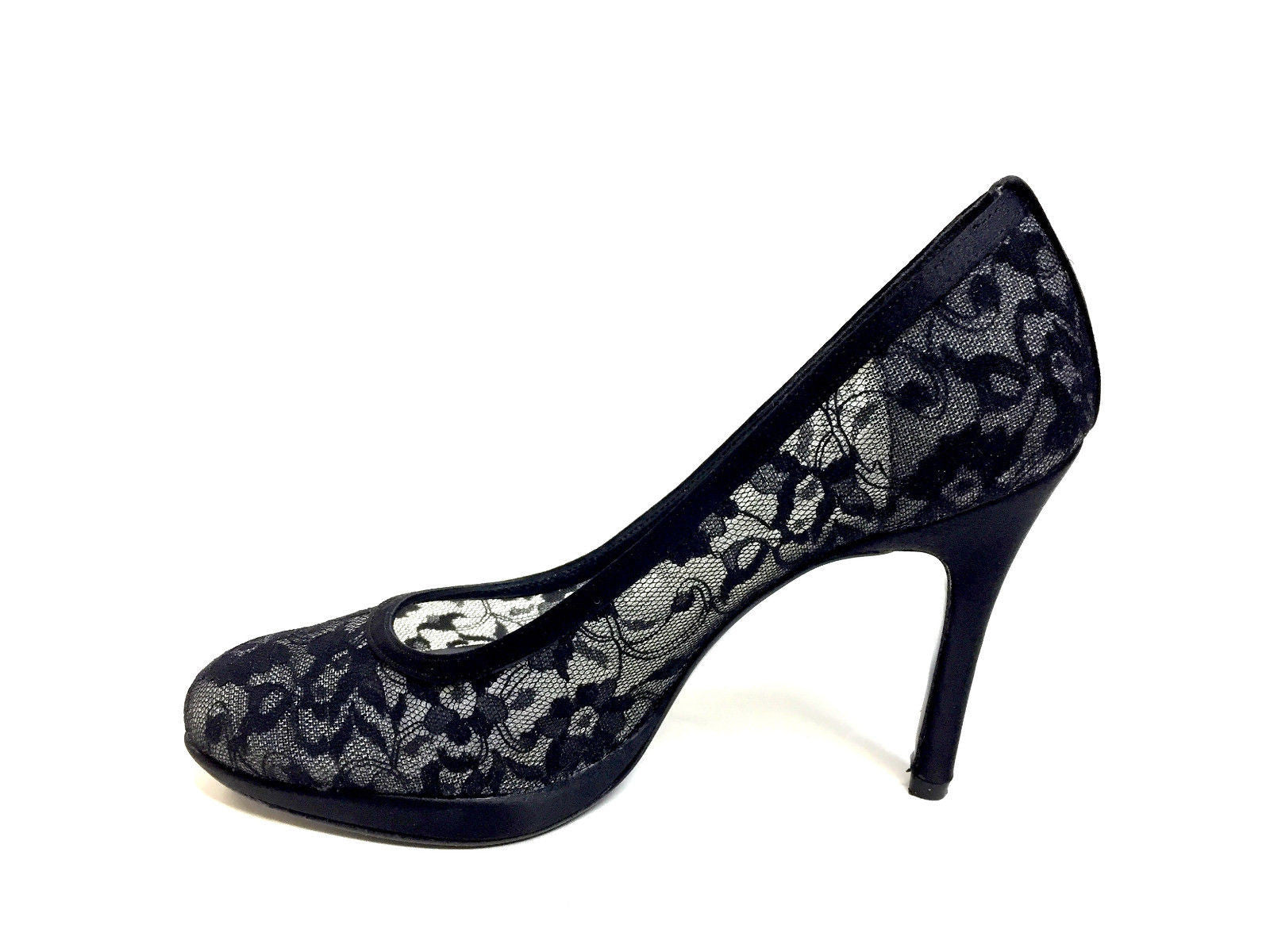 STUART WEITZMAN Black Lace Satin 