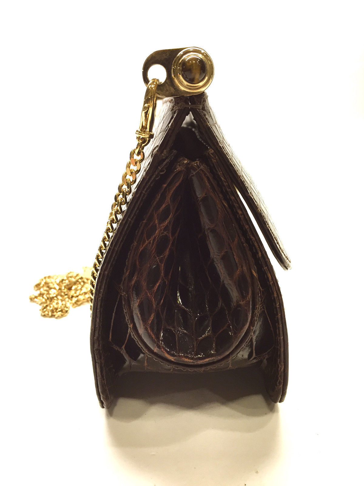 shoulder bag with gold chain strap