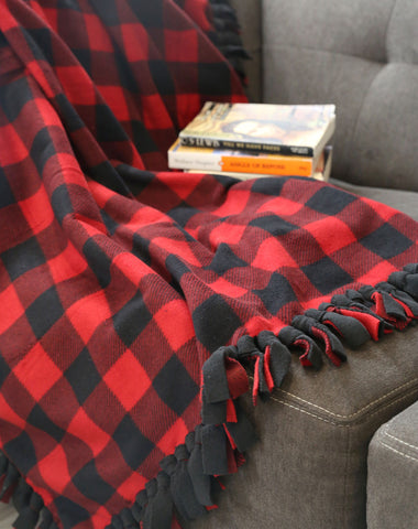 No-Sew DIY Double-Sided Tartan Fleece Blanket Kit