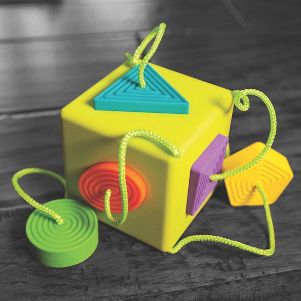 oombee cube sorter