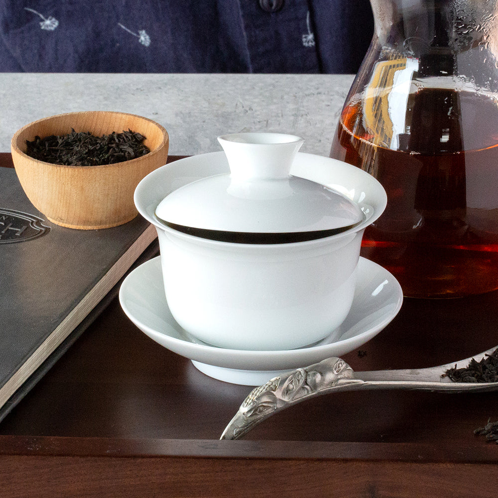 https://cdn.shopify.com/s/files/1/0368/5017/products/Gaiwan-lifestyle-product-shot.jpg?v=1691778566