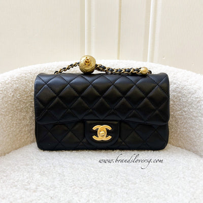 Chanel 22C Shopping and Unboxing  Denim Square Mini with Pearl Crush (What  fits & Mod shots) 