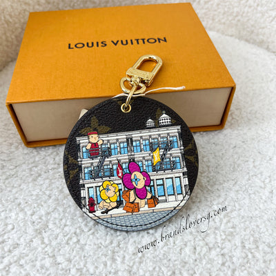 LV LOUIS VUITTON Animation Paris Holiday 2022 Key Pouch Card Holder Vi –  AYAINLOVE CURATED LUXURIES