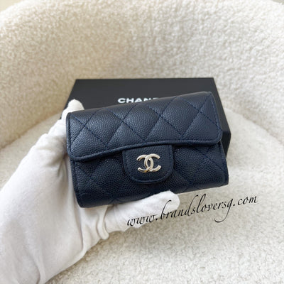 Chanel Classic Snap Card Holder in Chevron Black Lambskin LGHW – Brands  Lover