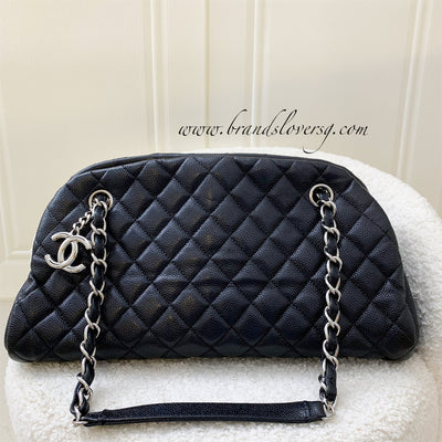 Chanel CC Kiss Lock Clutch - Black Clutches, Handbags - CHA362458