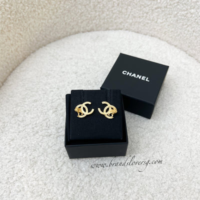 Chanel 20B CC Dangling Earrings with Crystals & Pearls in LGHW