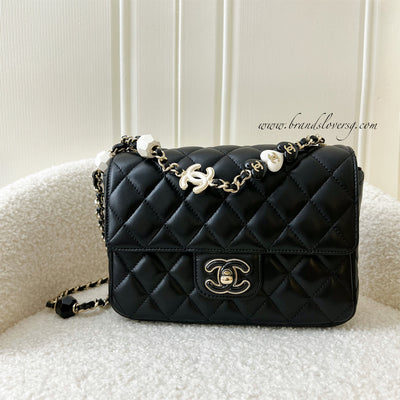 Chanel CF 19cm Mini Flap Bag Heart Chain Lambskin Black, Black, One Size