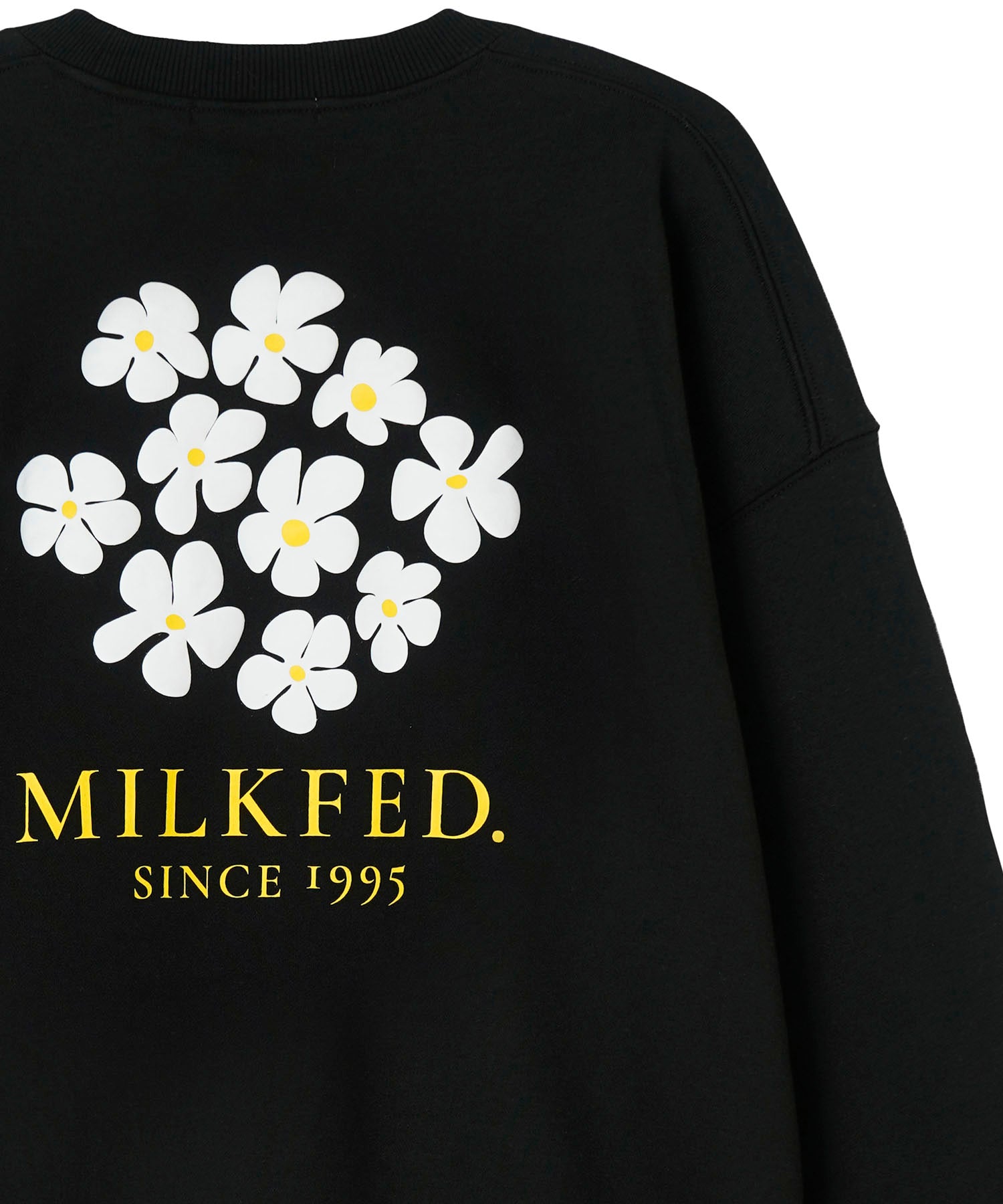 FLOWER EMBROIDERY BIG SWEAT TOP MILKFED.