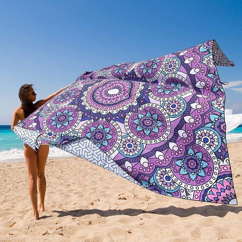 Must Haves for Bringing Baby to the Beach: Big Beach Towel