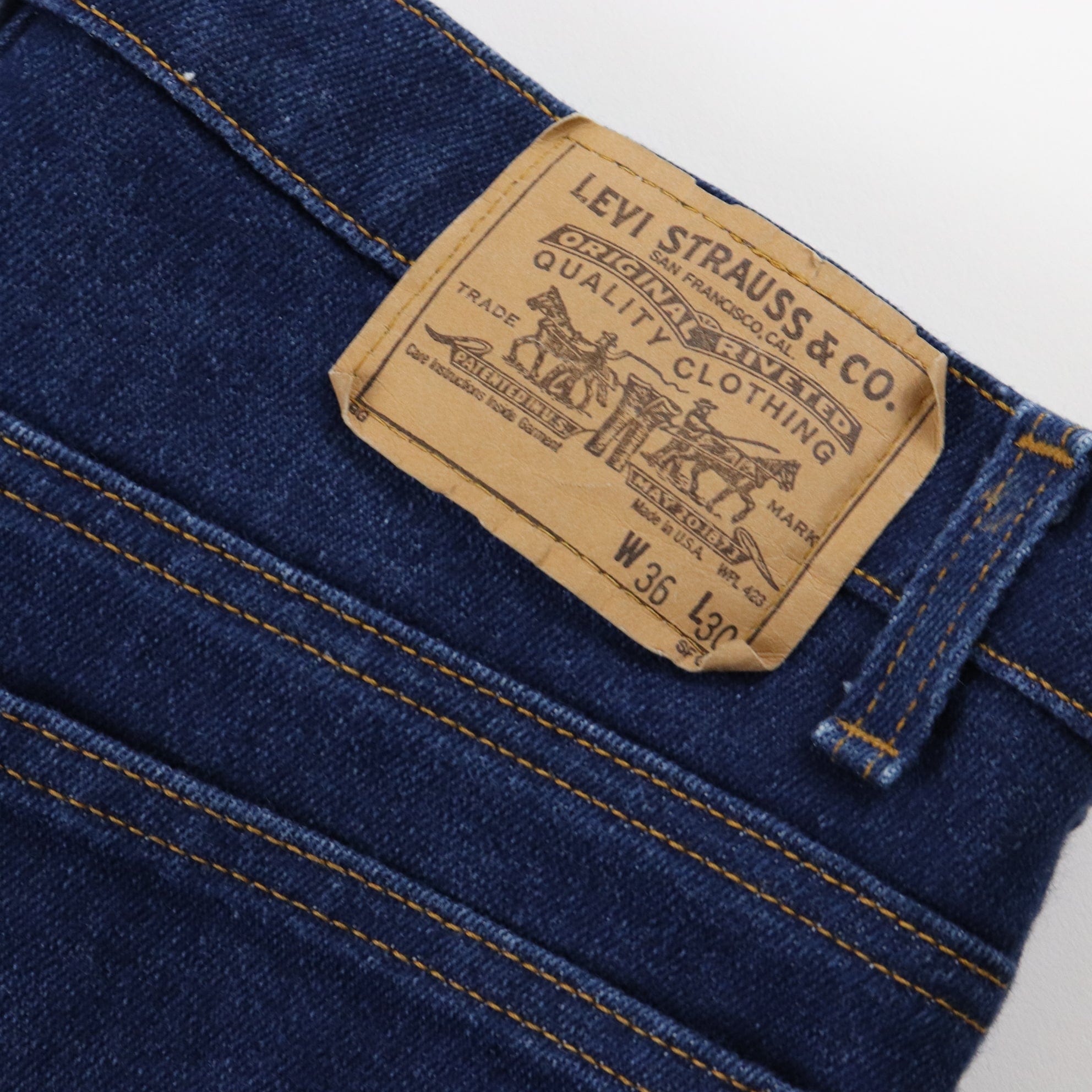 Vintage Levi's 515 Bootcut Denim Jeans Size 36 x 30