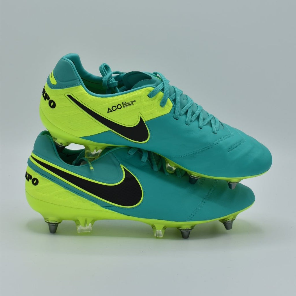 NIKE MAGISTA OPUS II SG-PRO – Dutch Boot Collector (DBC)