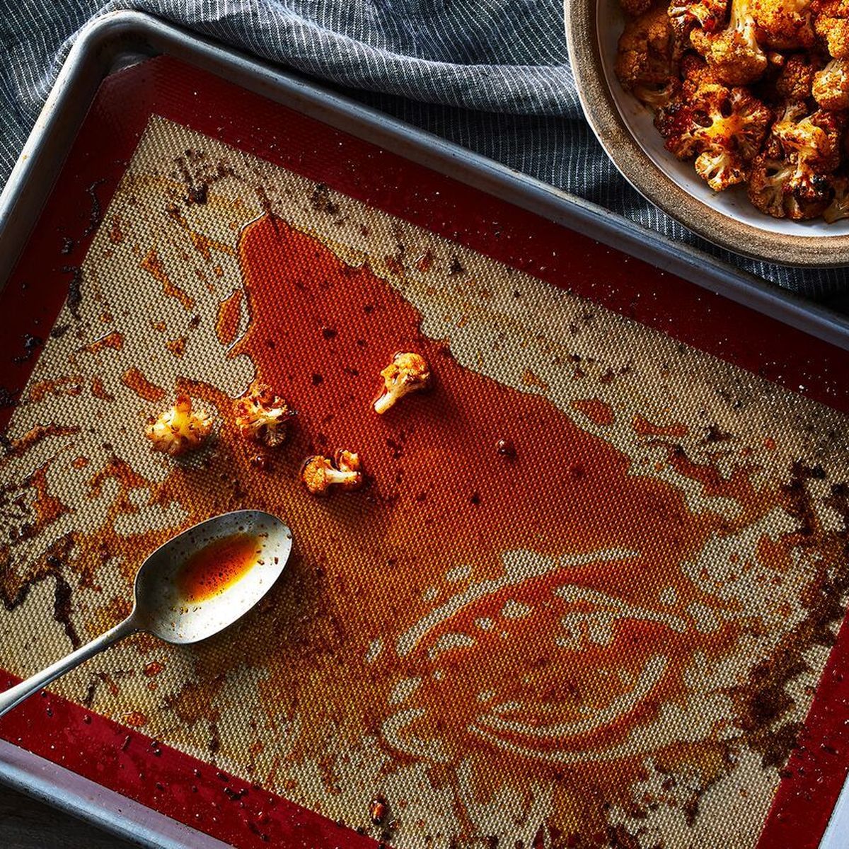 How to Clean a Dab Mat? My Rolling Tray