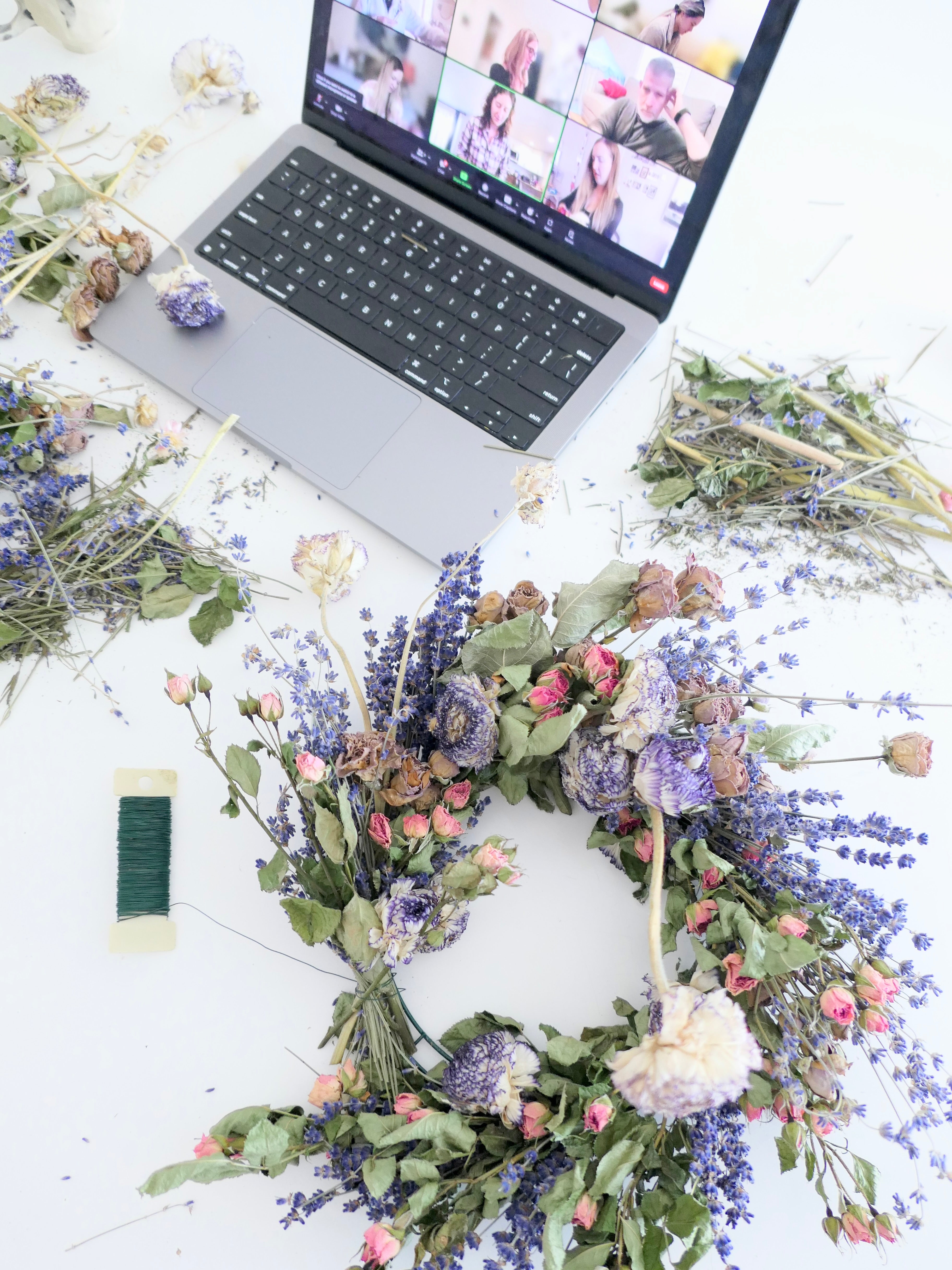 Virtual Workshops Wreath Making with Dropbox Nationwide – Dried Floral Wreath by Fieldwork Flowers